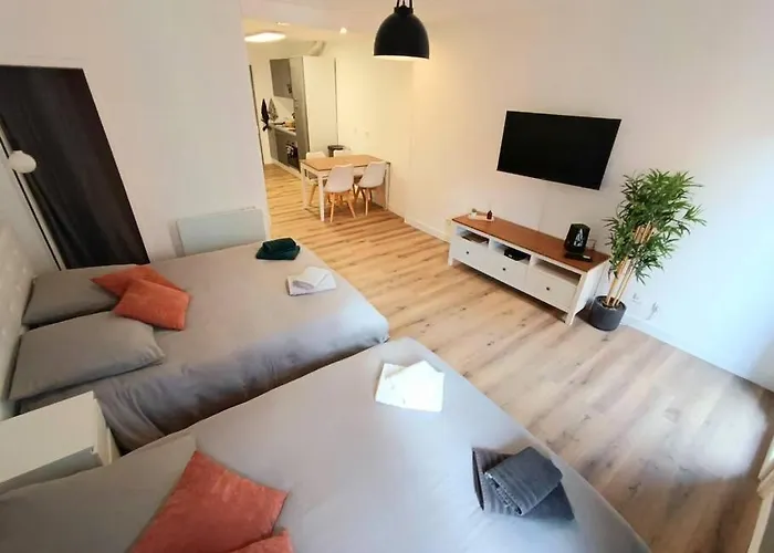 L Angelus Apartment *